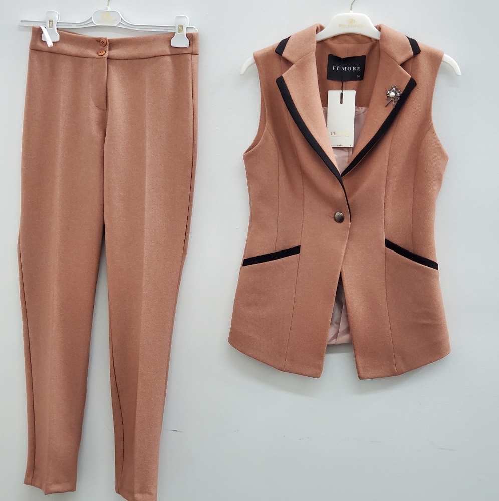 Pant Suit - Picture 3 of 3